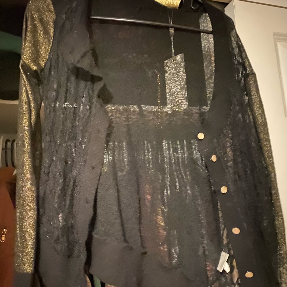 Long sleeve patterned sweater gold and floral accents